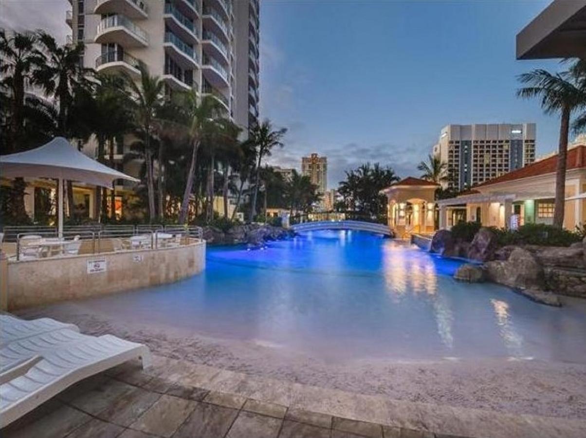 The Towers Of Chevron Renaissance - Holidays Gold Coast Buitenkant foto